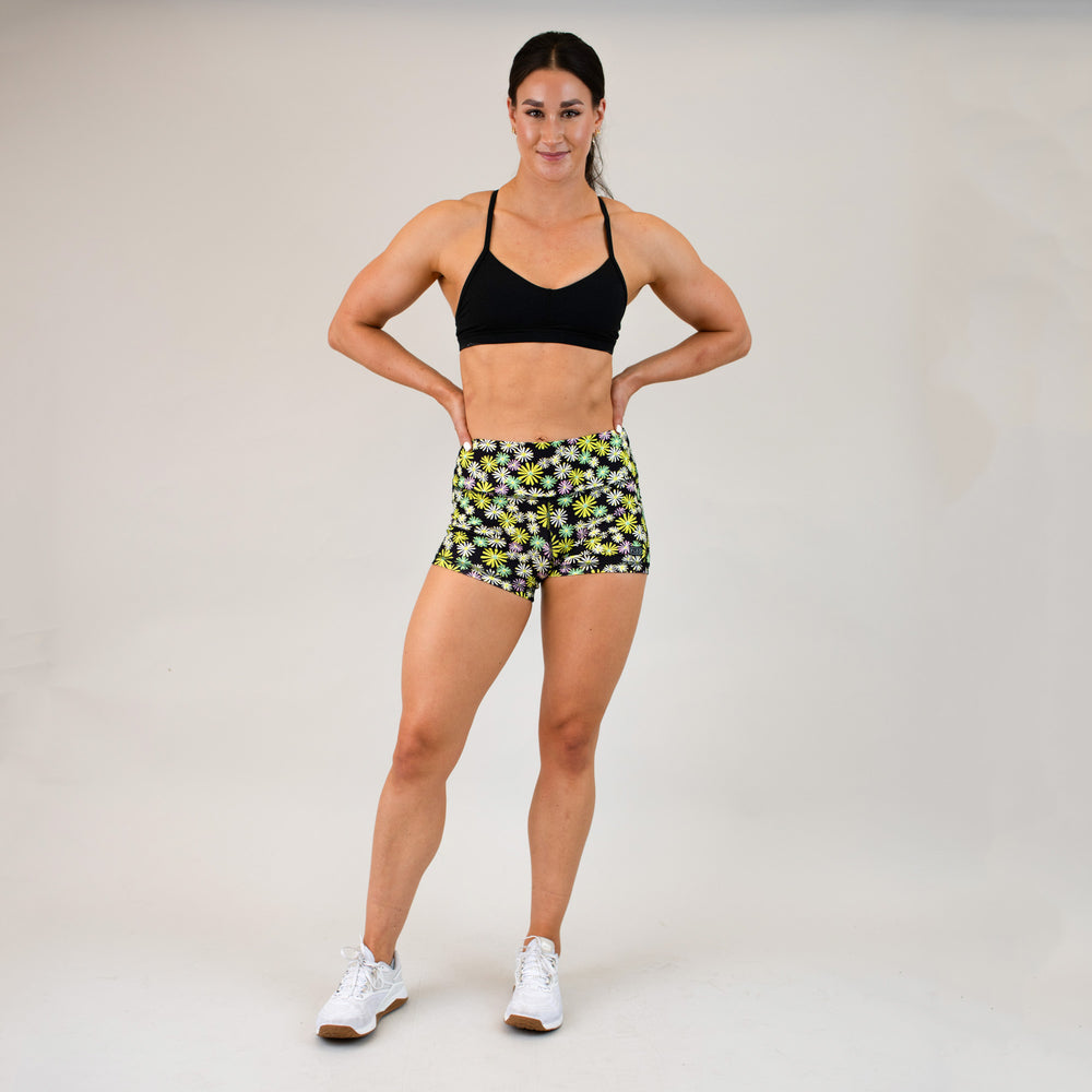 Lime Daisy Mid Rise Contour Training Shorts For Women