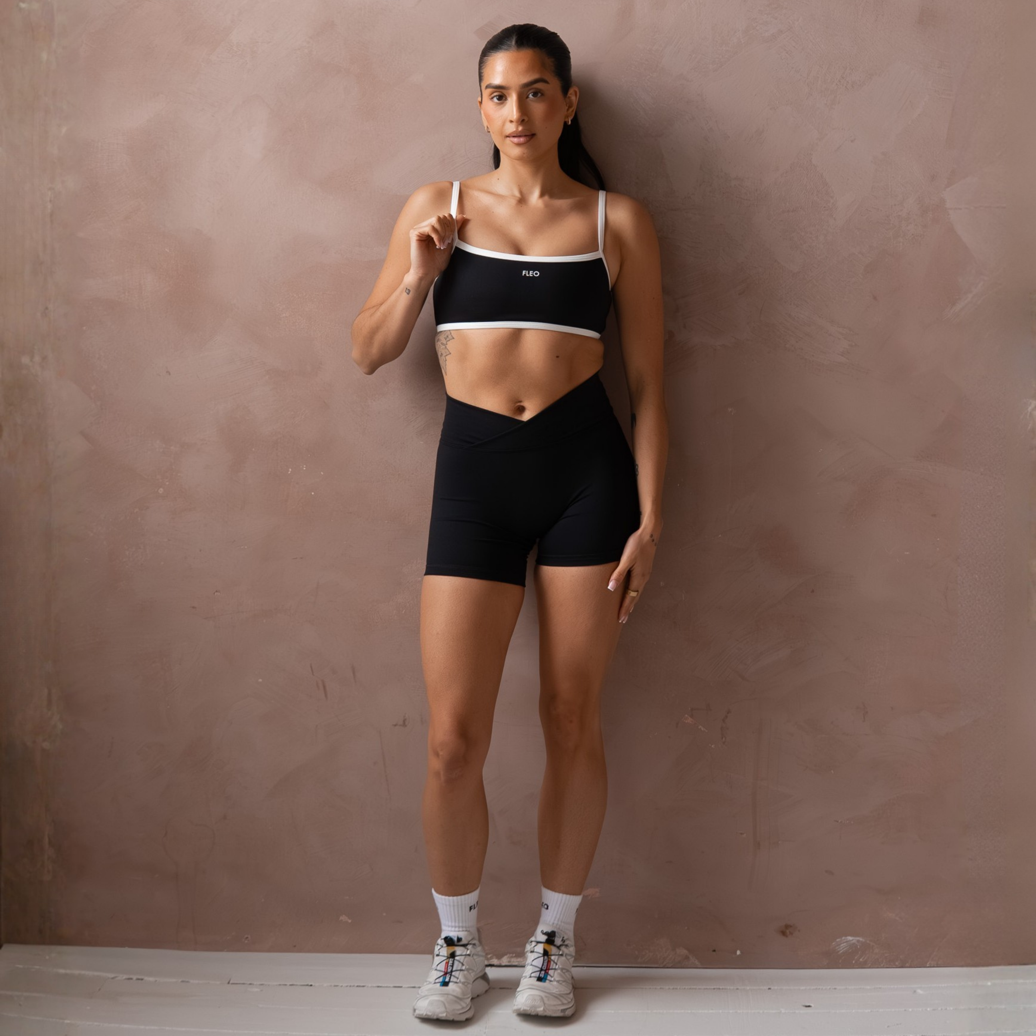 Crossover Short 5" No Front Seam - High Rise