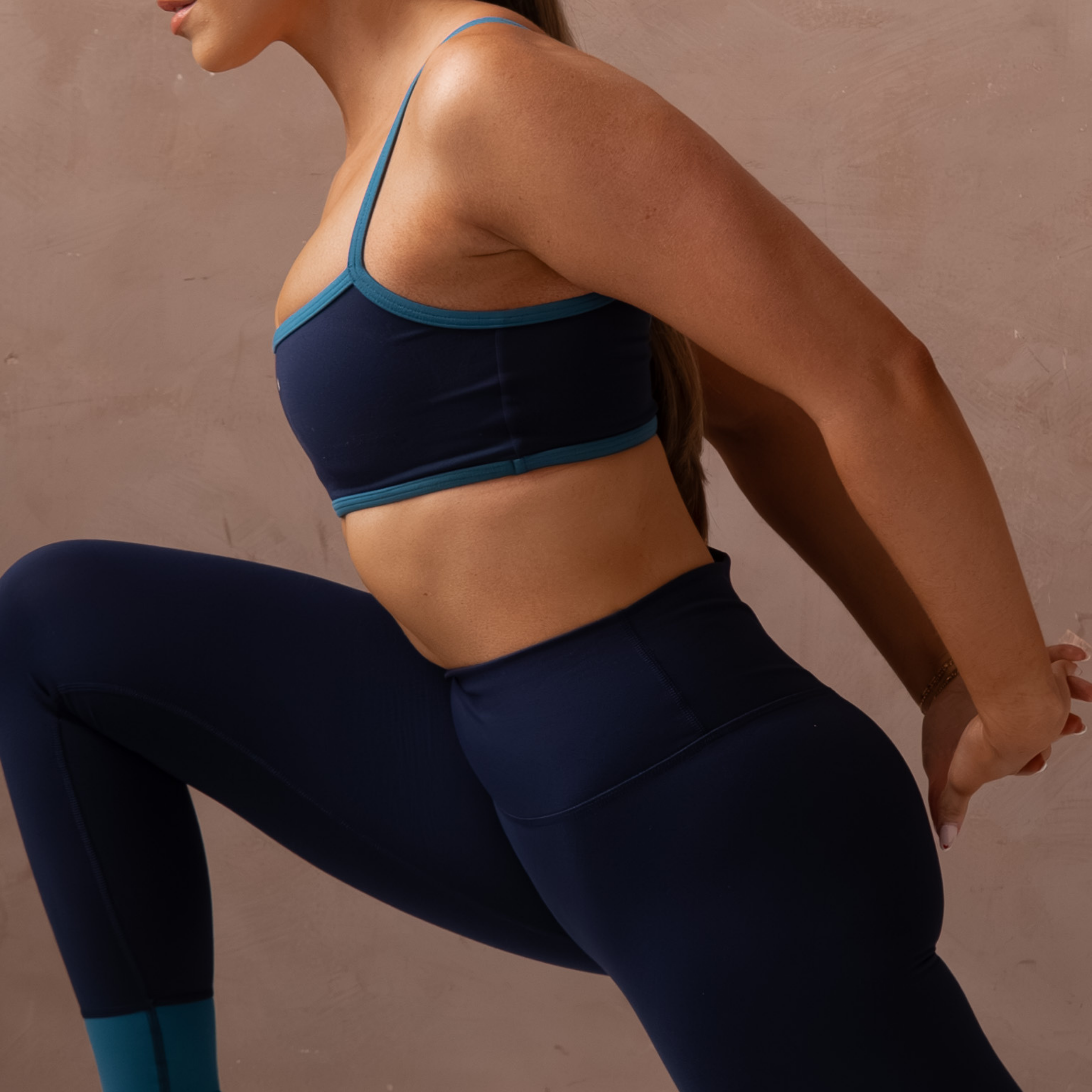 Lane Sports Bra - Medium Support