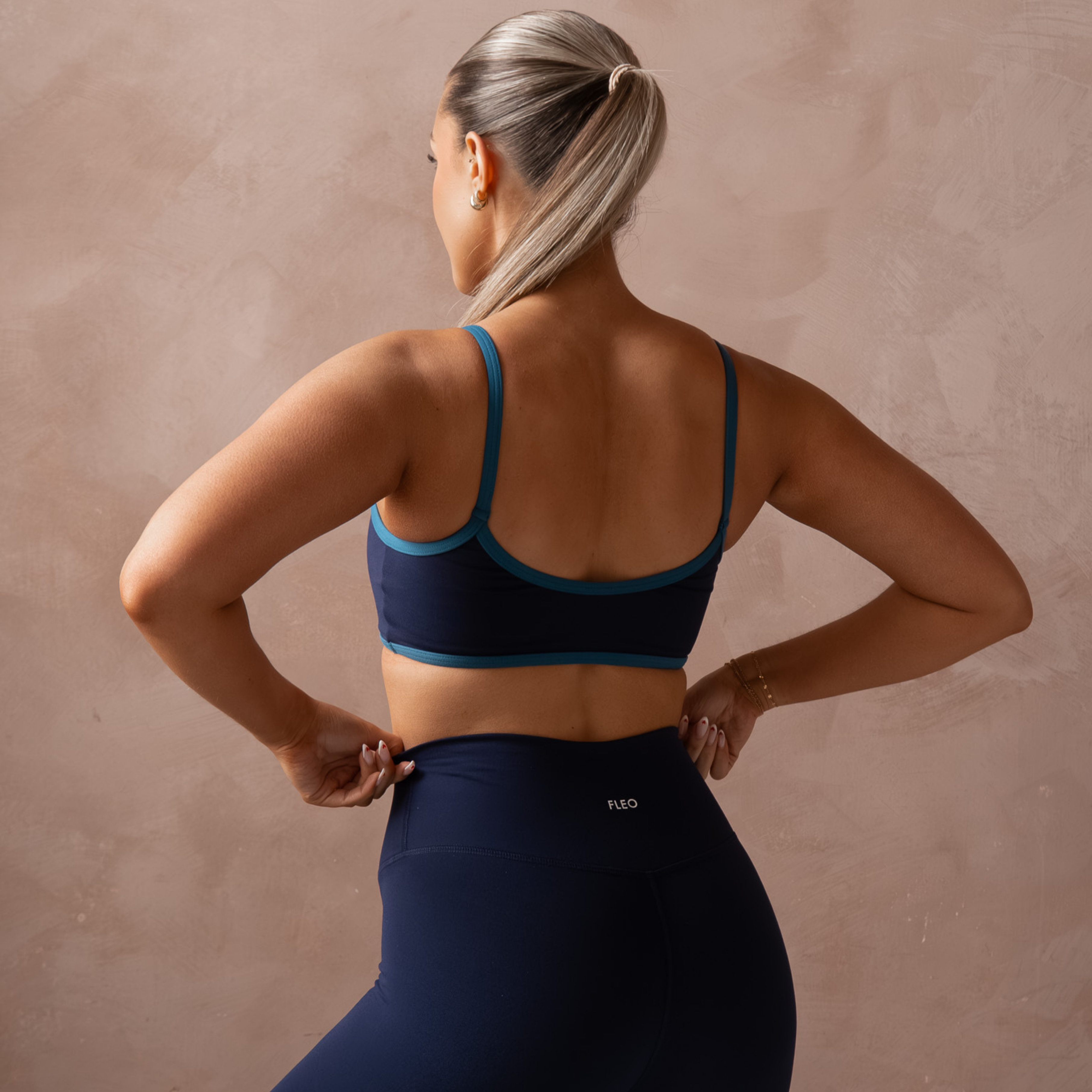 Lane Sports Bra - Medium Support