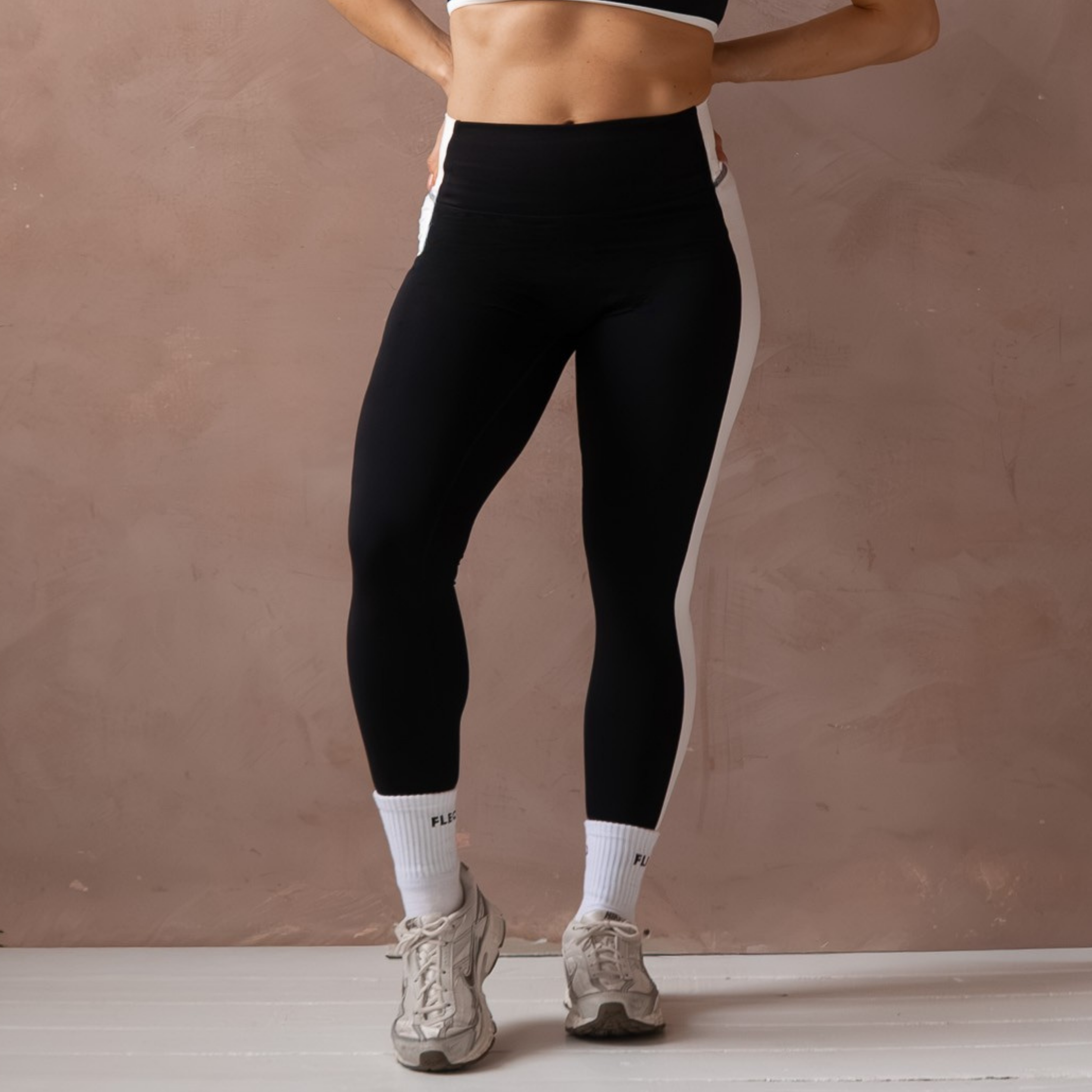 Sideline Legging - High Rise
