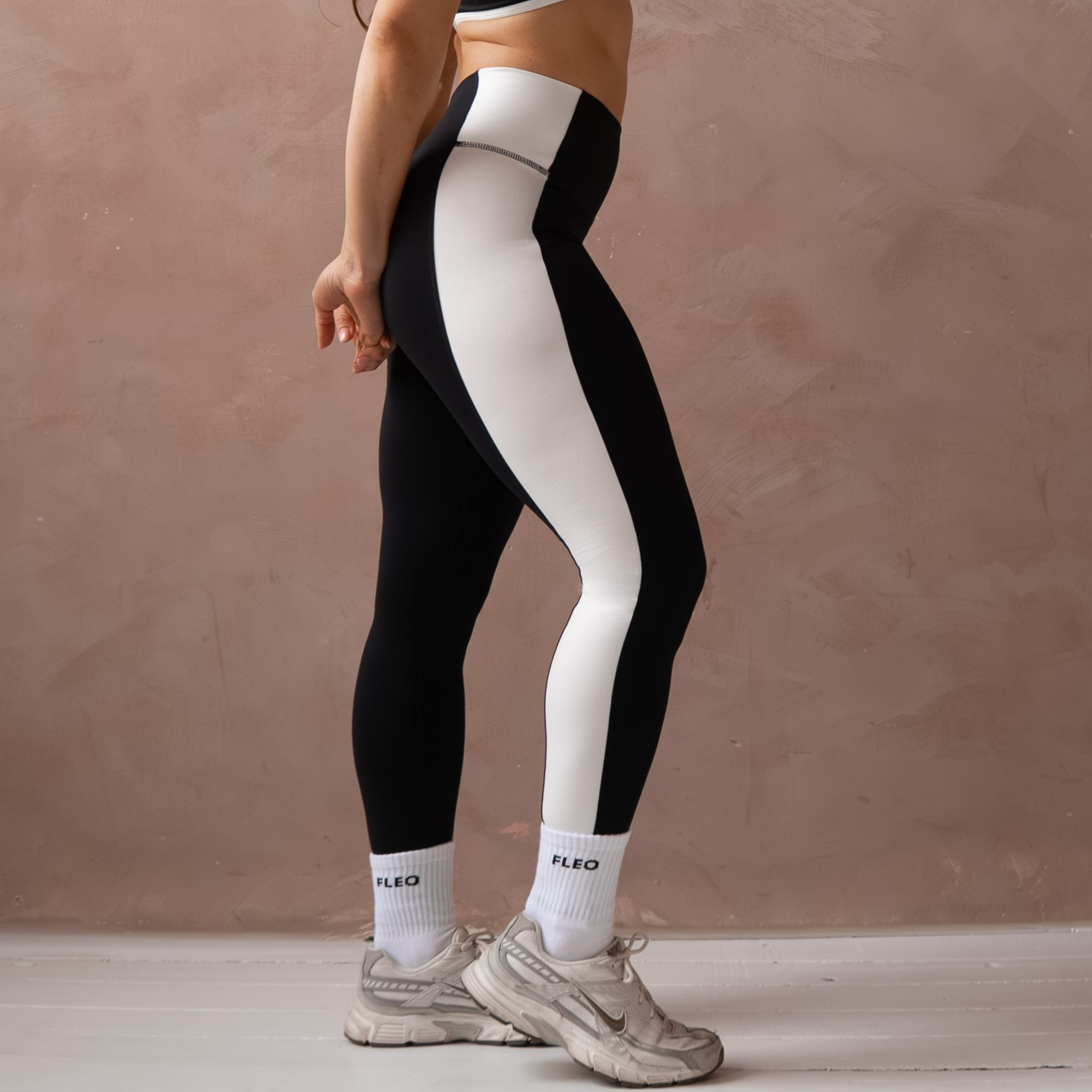 Sideline Legging - High Rise