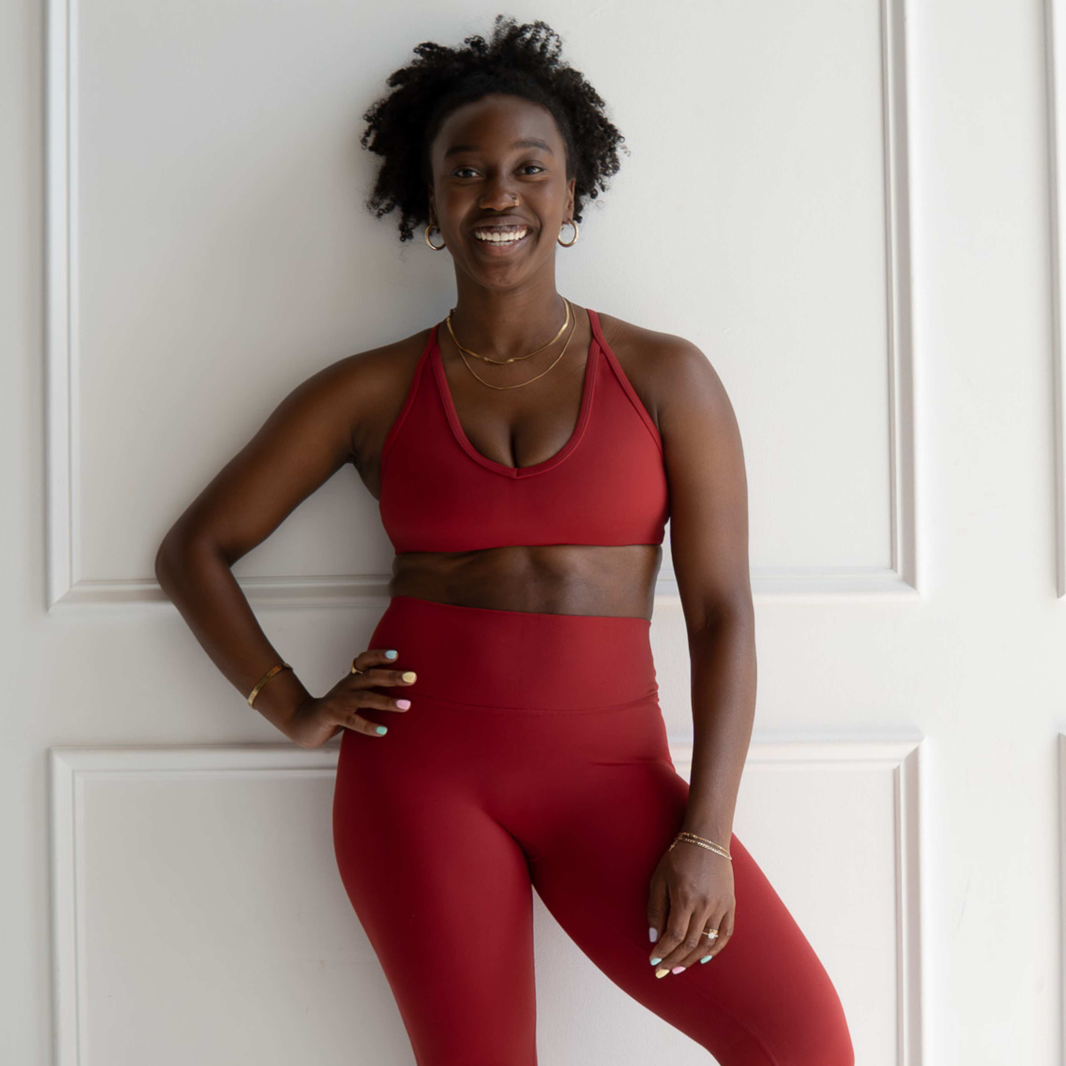 SmoothSculpt Raven Sports Bra - Light Support