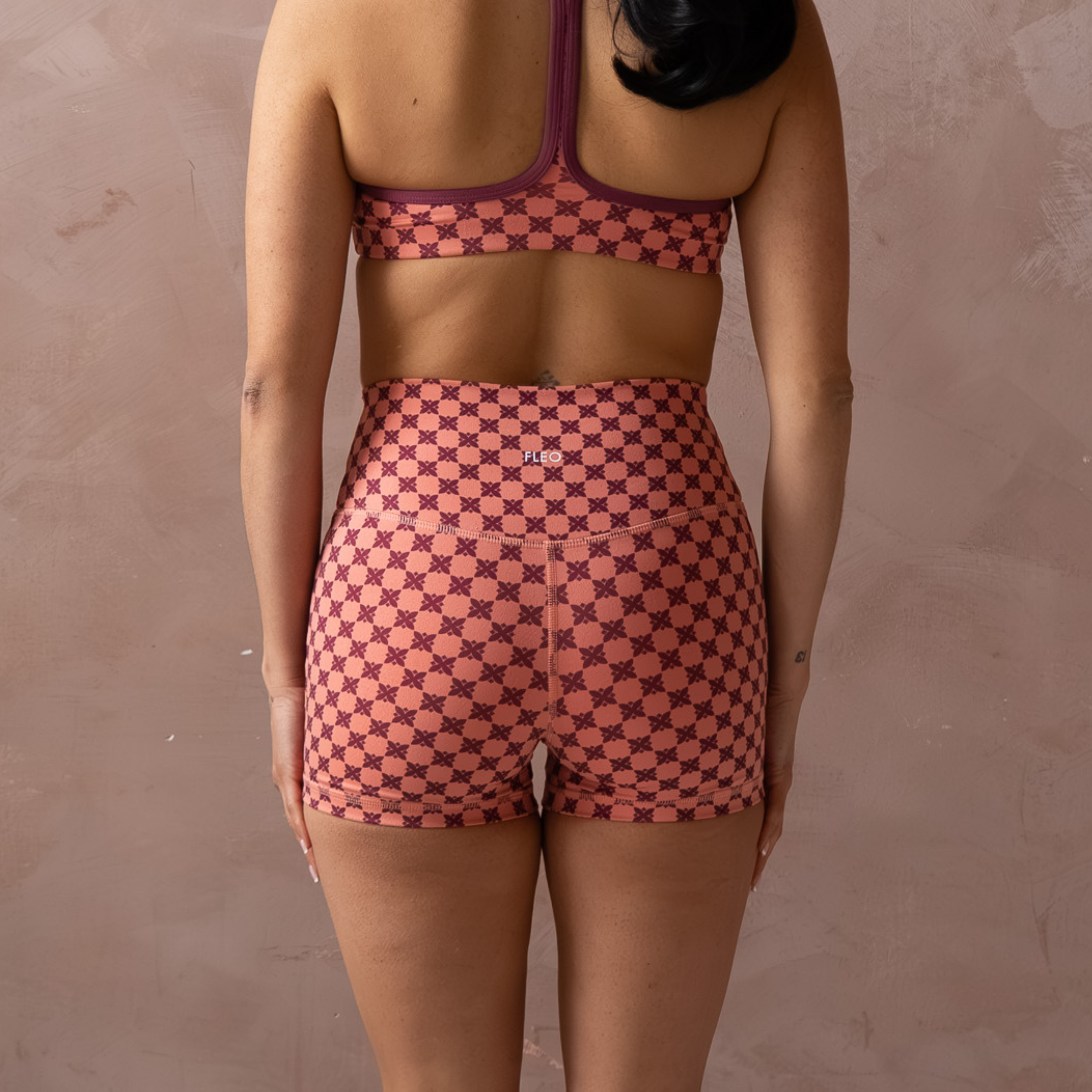 Inset Short 4.5" - No Front Seam - High Rise