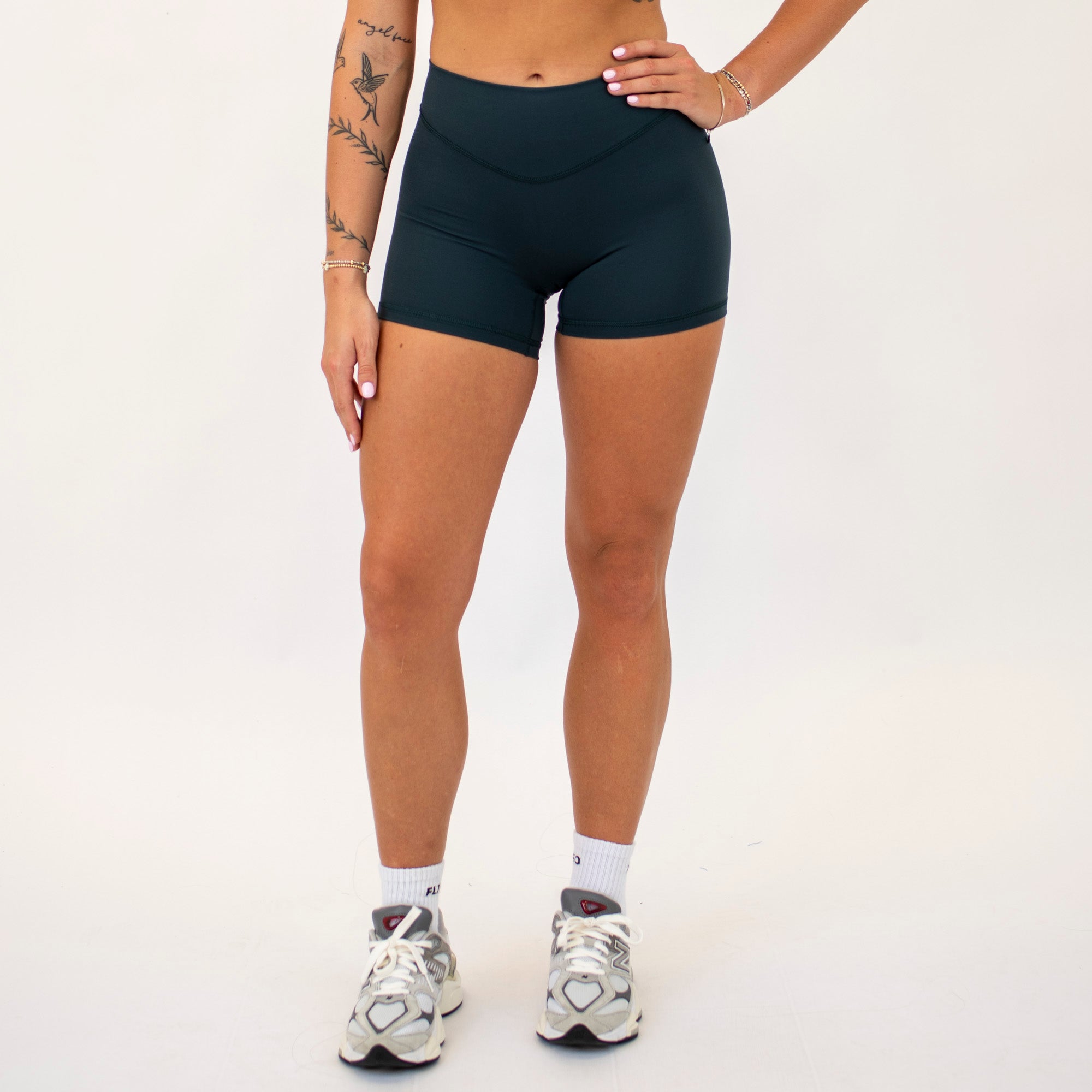 Magical Forest V Waistband No Front Seam High Rise Shorts