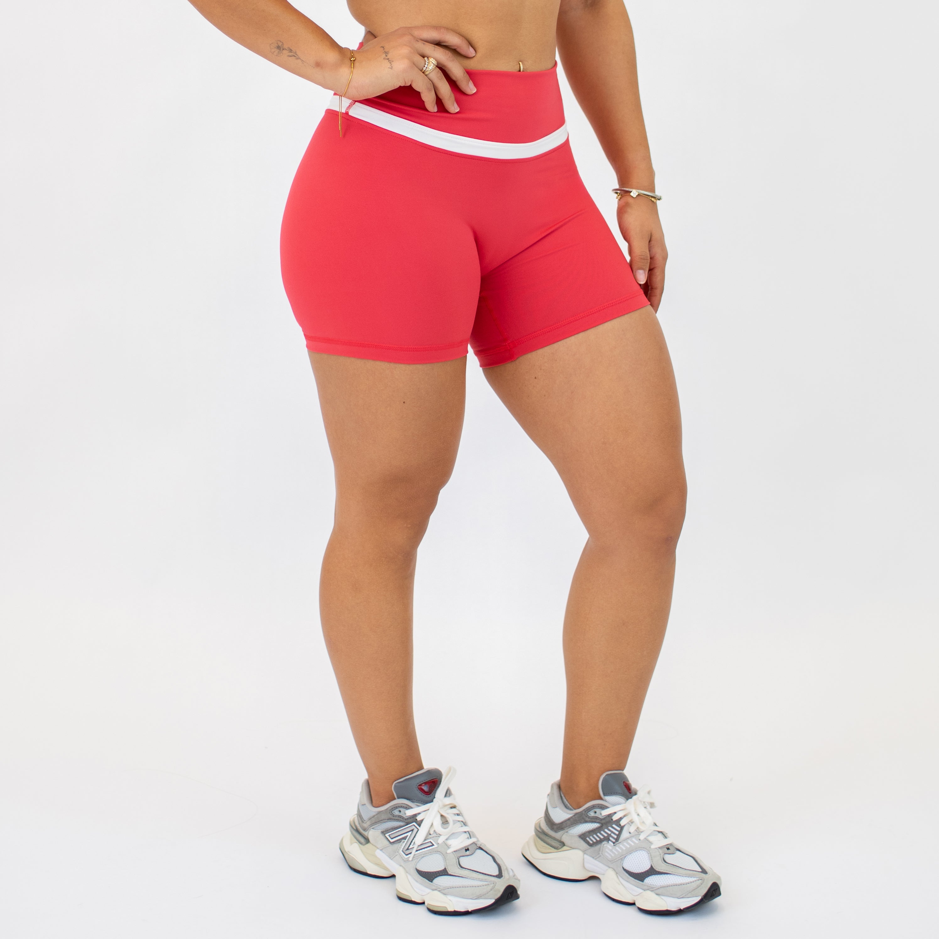 V Define Short 5" - No Front Seam - High Rise