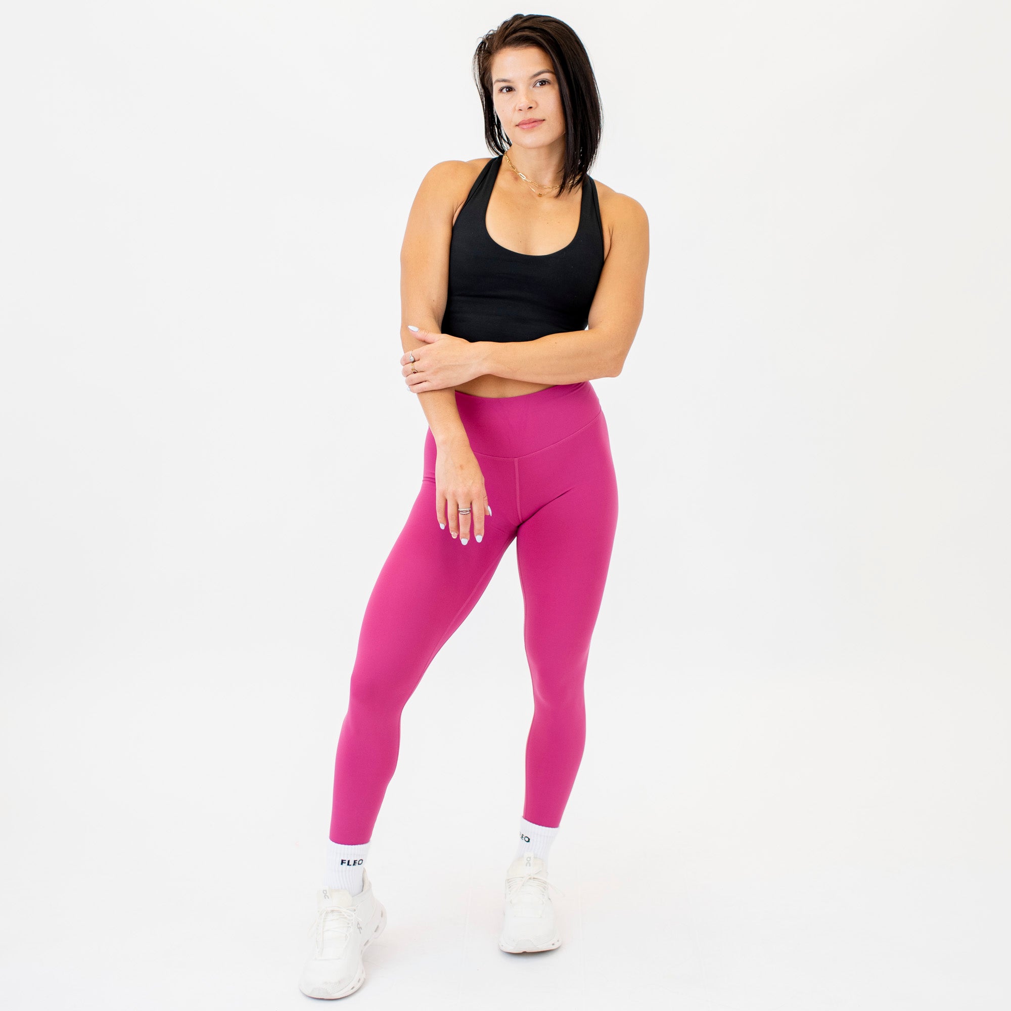 Black Core T Back Crop Tank - Fitted