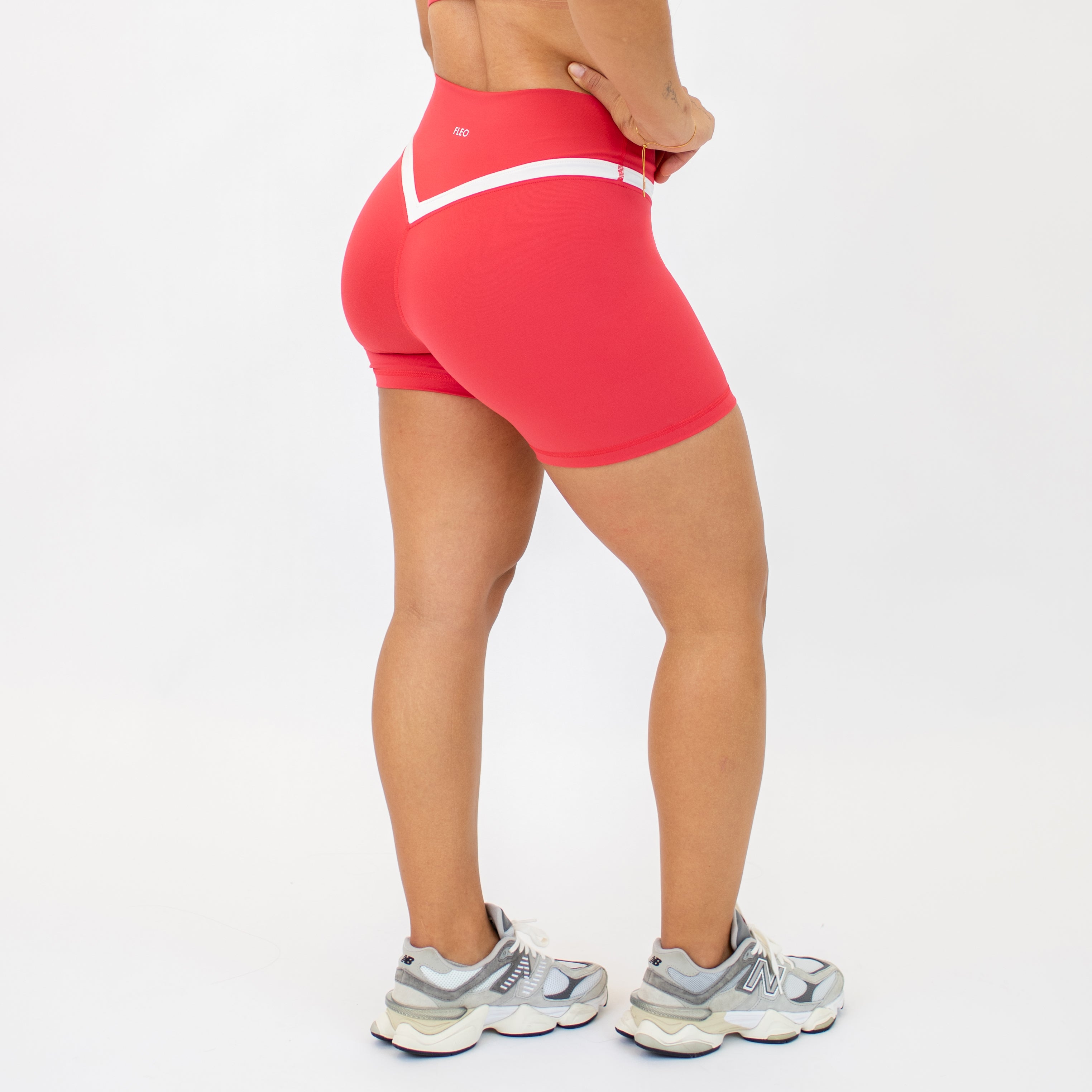 V Define Short 5" - No Front Seam - High Rise