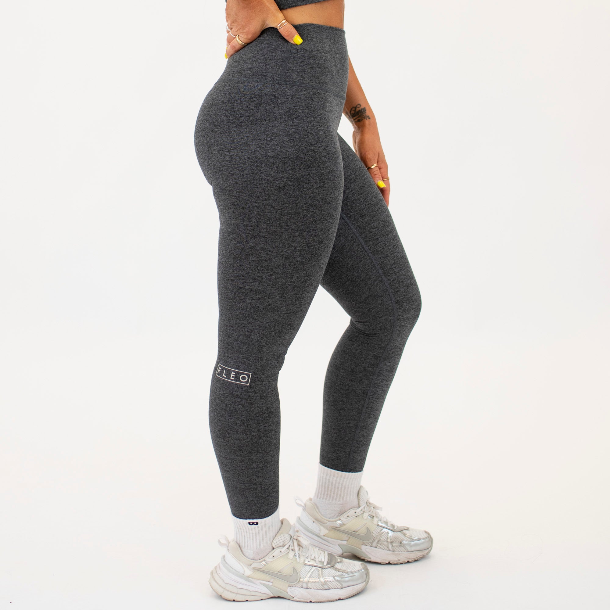 Magnet Black Leggings - El Toro in Bounce by FLEO -5