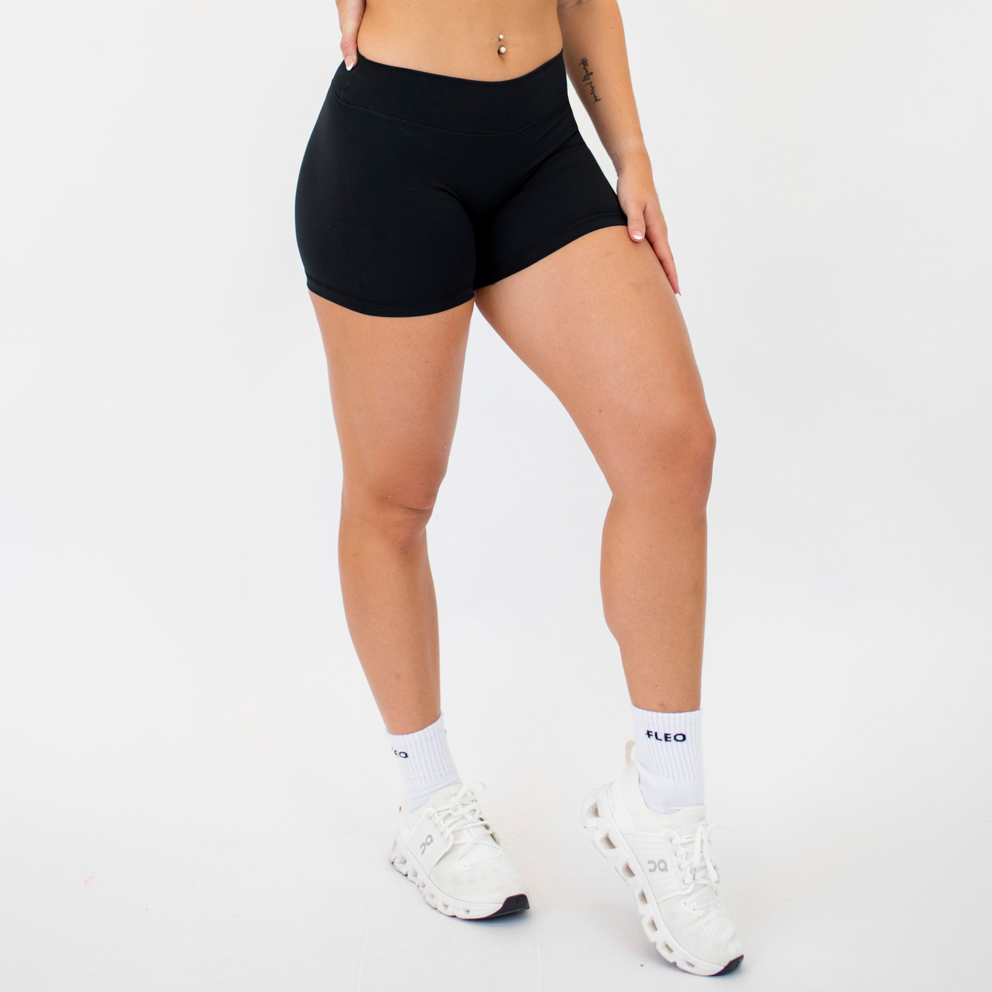 Black No Front Seam Mid Rise Spandex Shorts