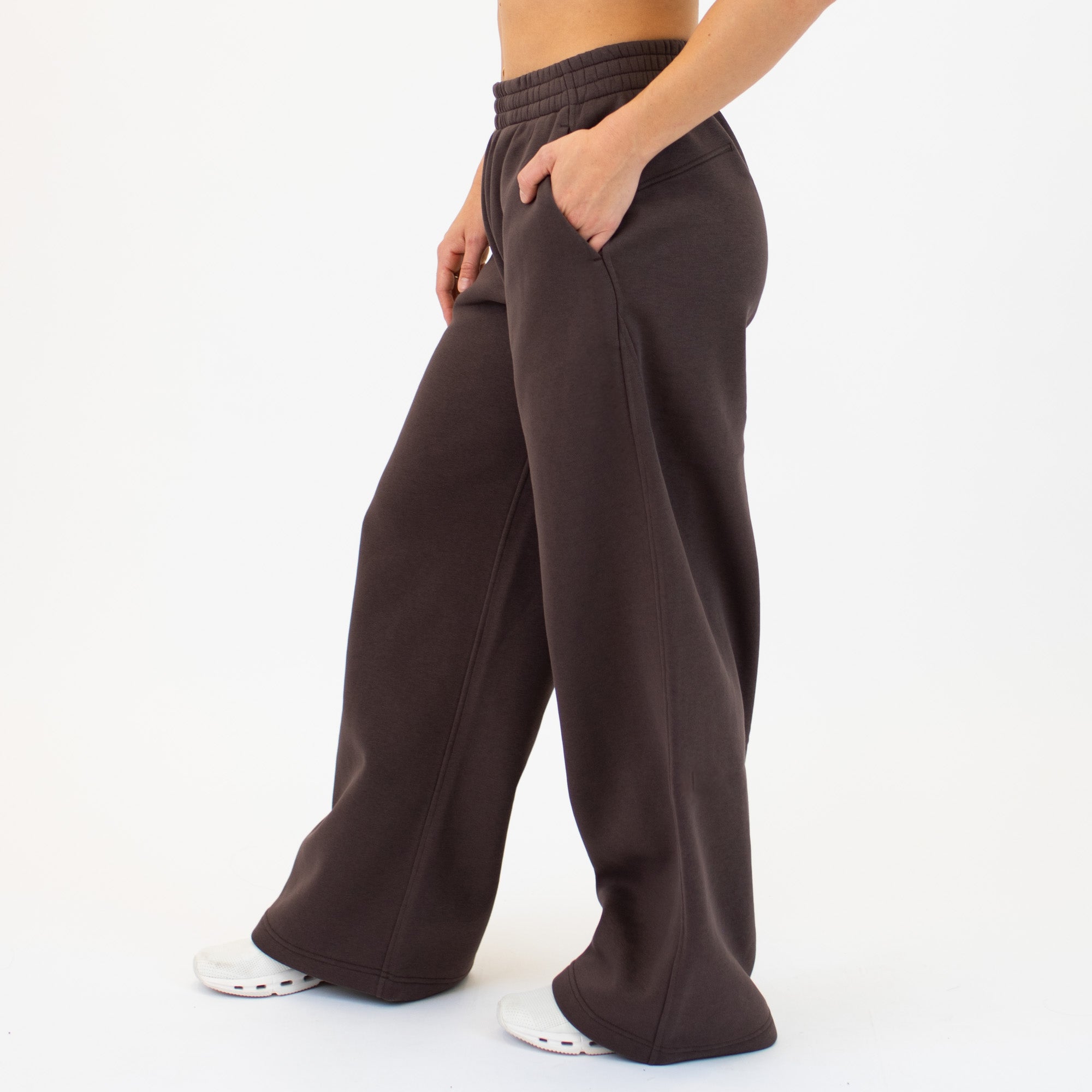 Recharge Wide Leg Sweatpant