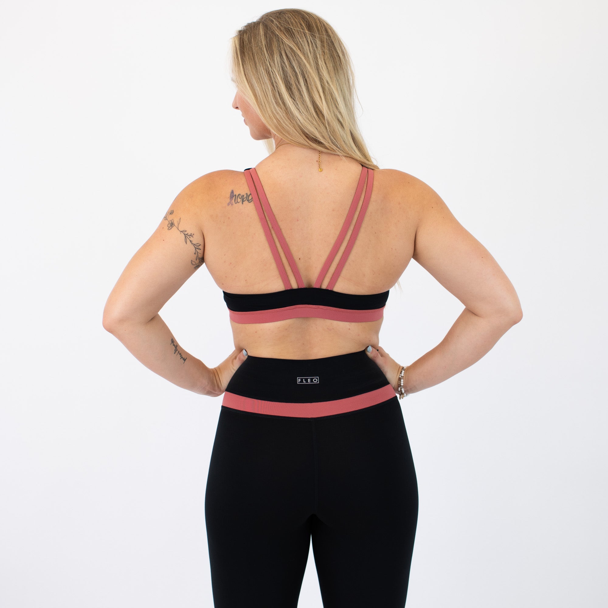 Lexi Sports Bra - Black & Sienna