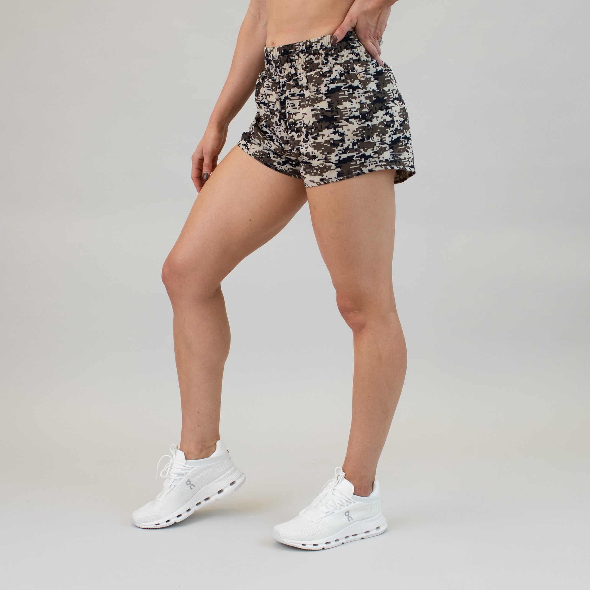 High Rise Keep Up Shorts - Digi Camo 