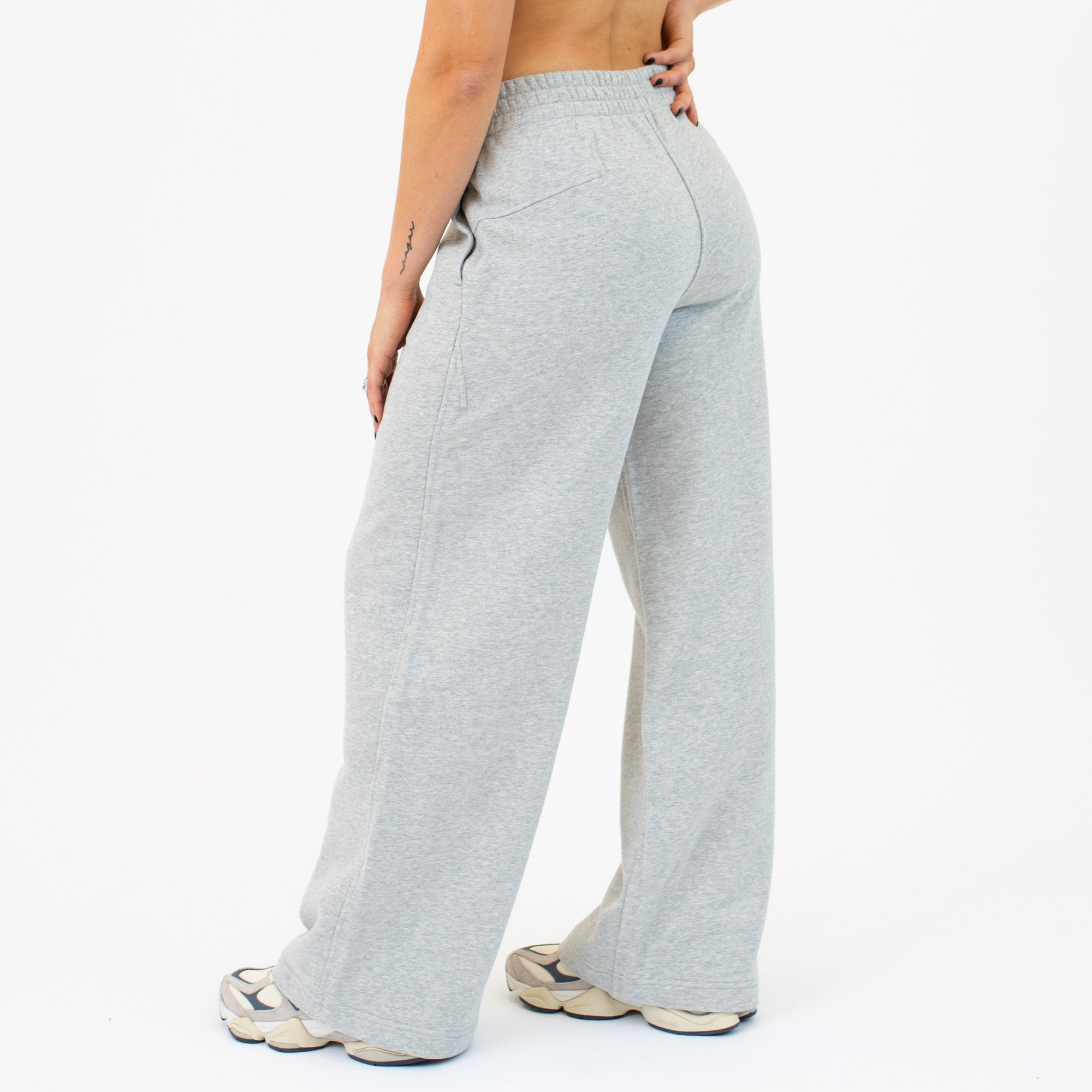 Recharge Wide Leg Sweatpant