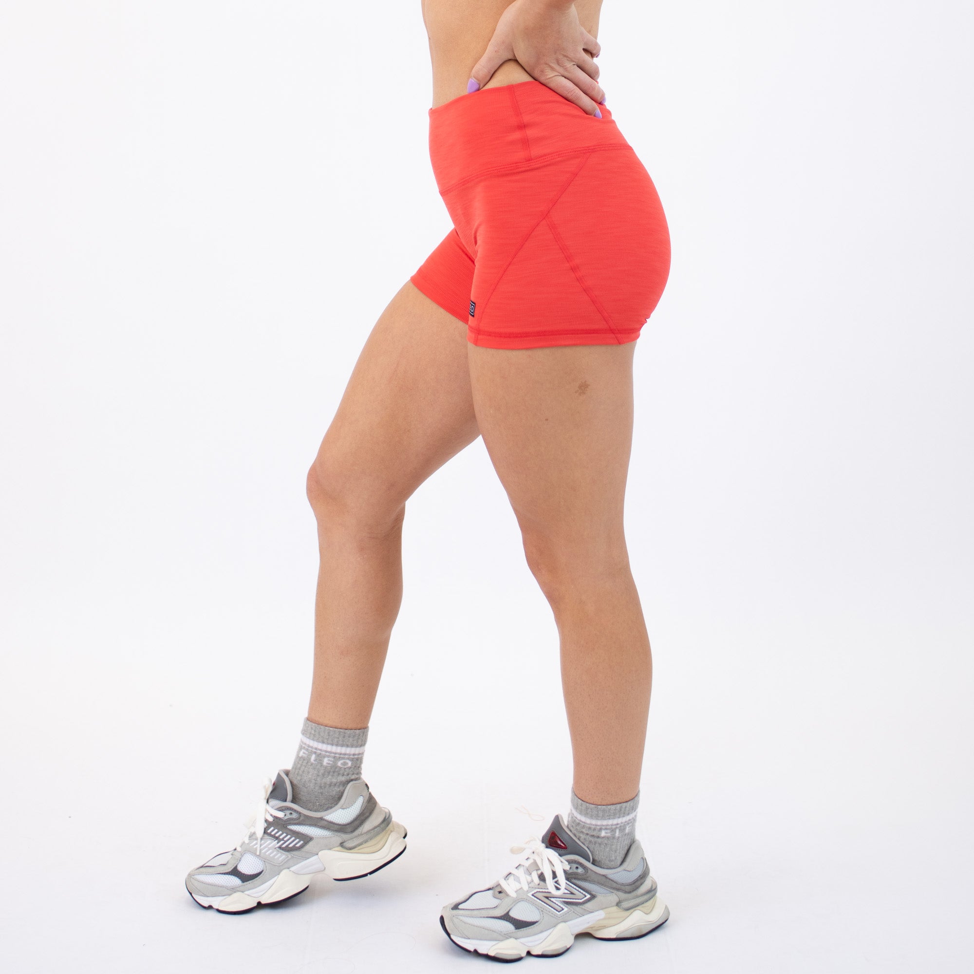 Hibiscus Rib Mid Rise Contour Training Shorts For Women