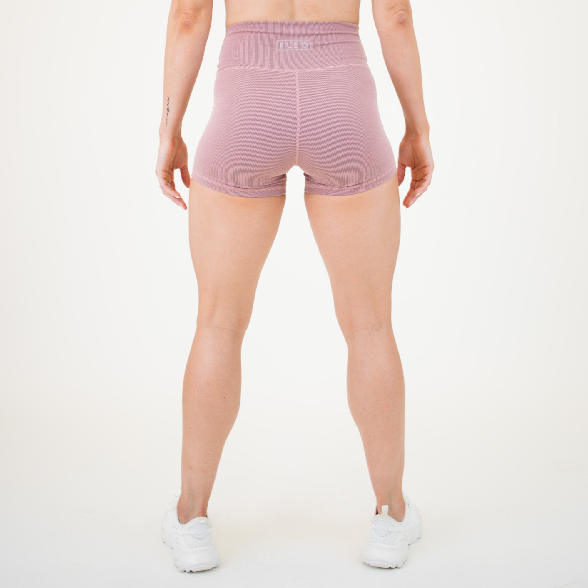 V Waistband Short 3.5" - High Rise