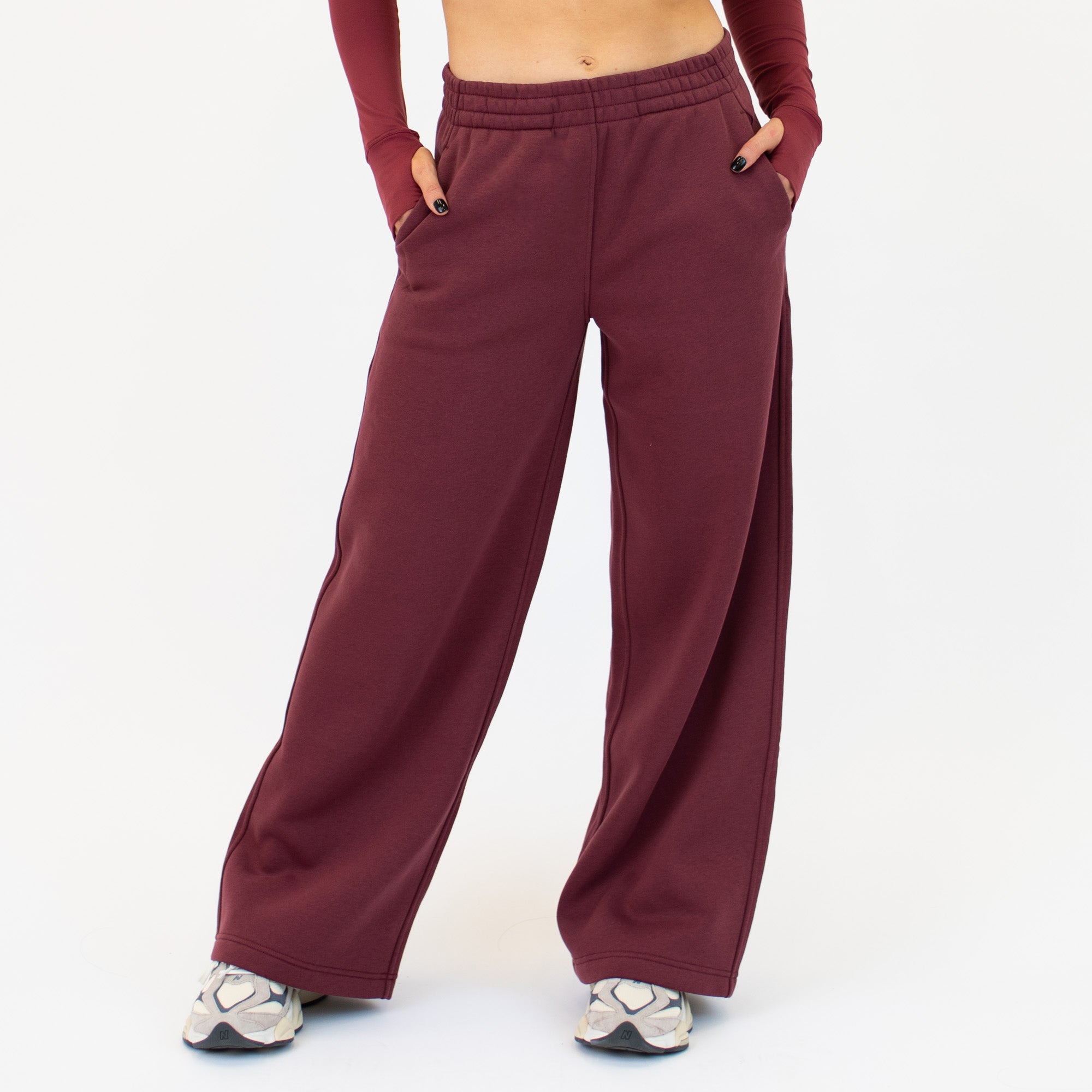 Recharge Wide Leg Sweatpant