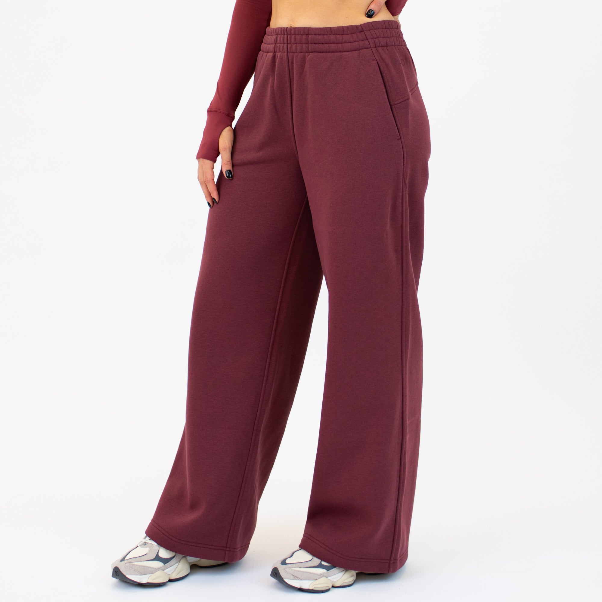 Recharge Wide Leg Sweatpant