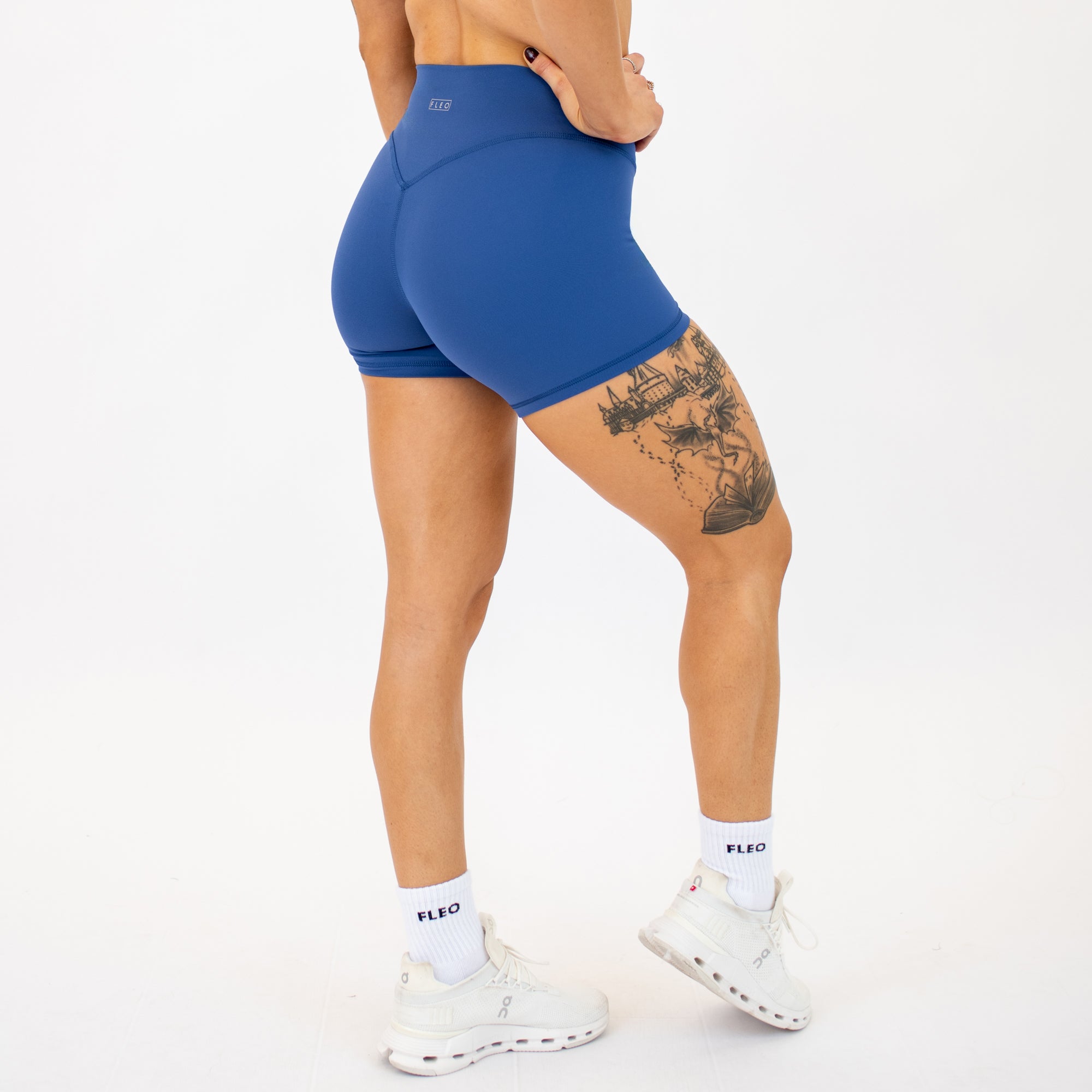 SmoothSculpt Uplift V Back Short 5"