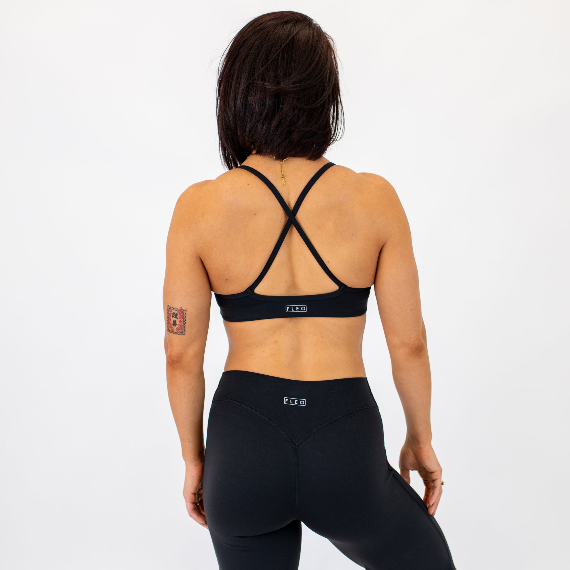 SmoothSculpt Raven Sports Bra