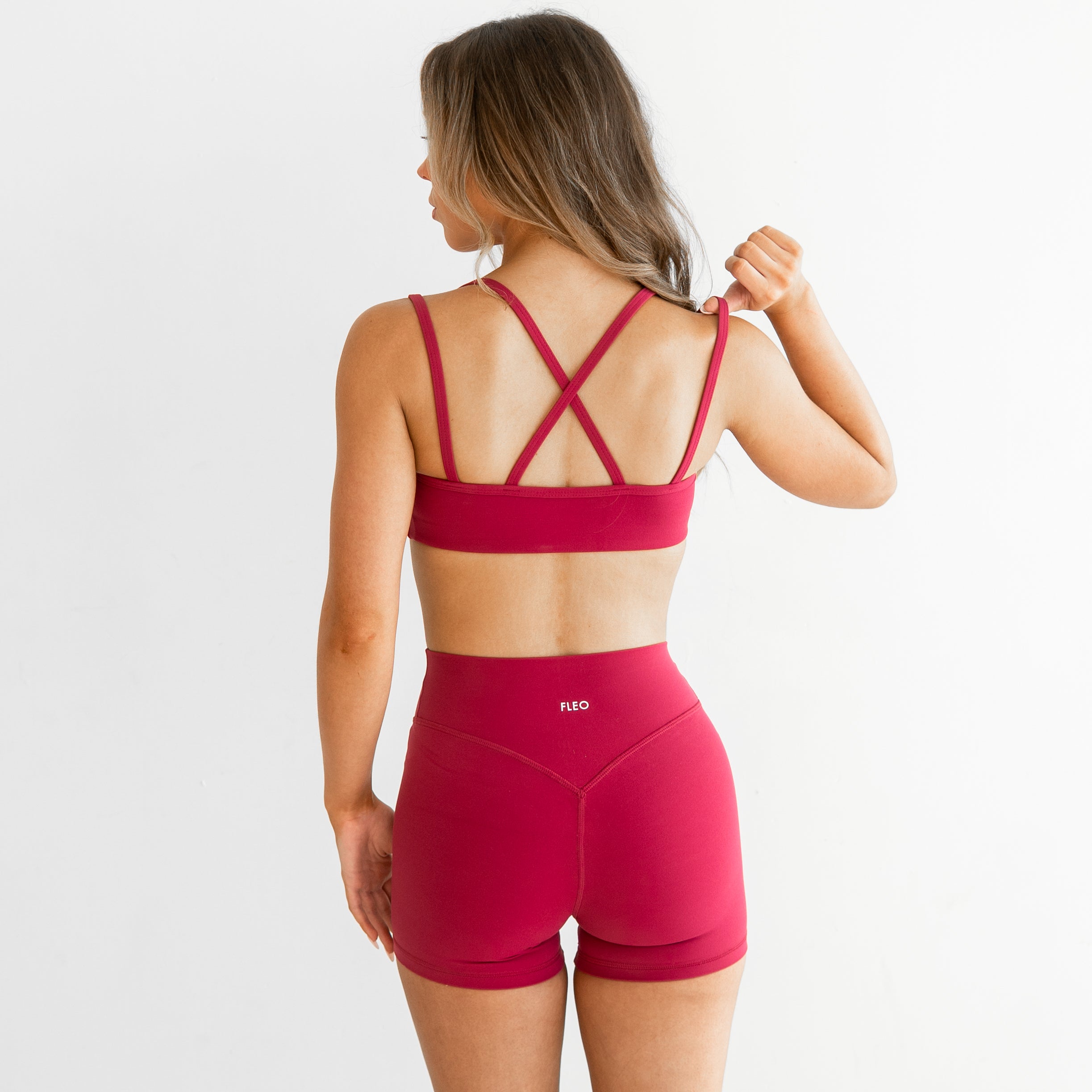 SmoothSculpt Paige Sports Bra - Medium Support