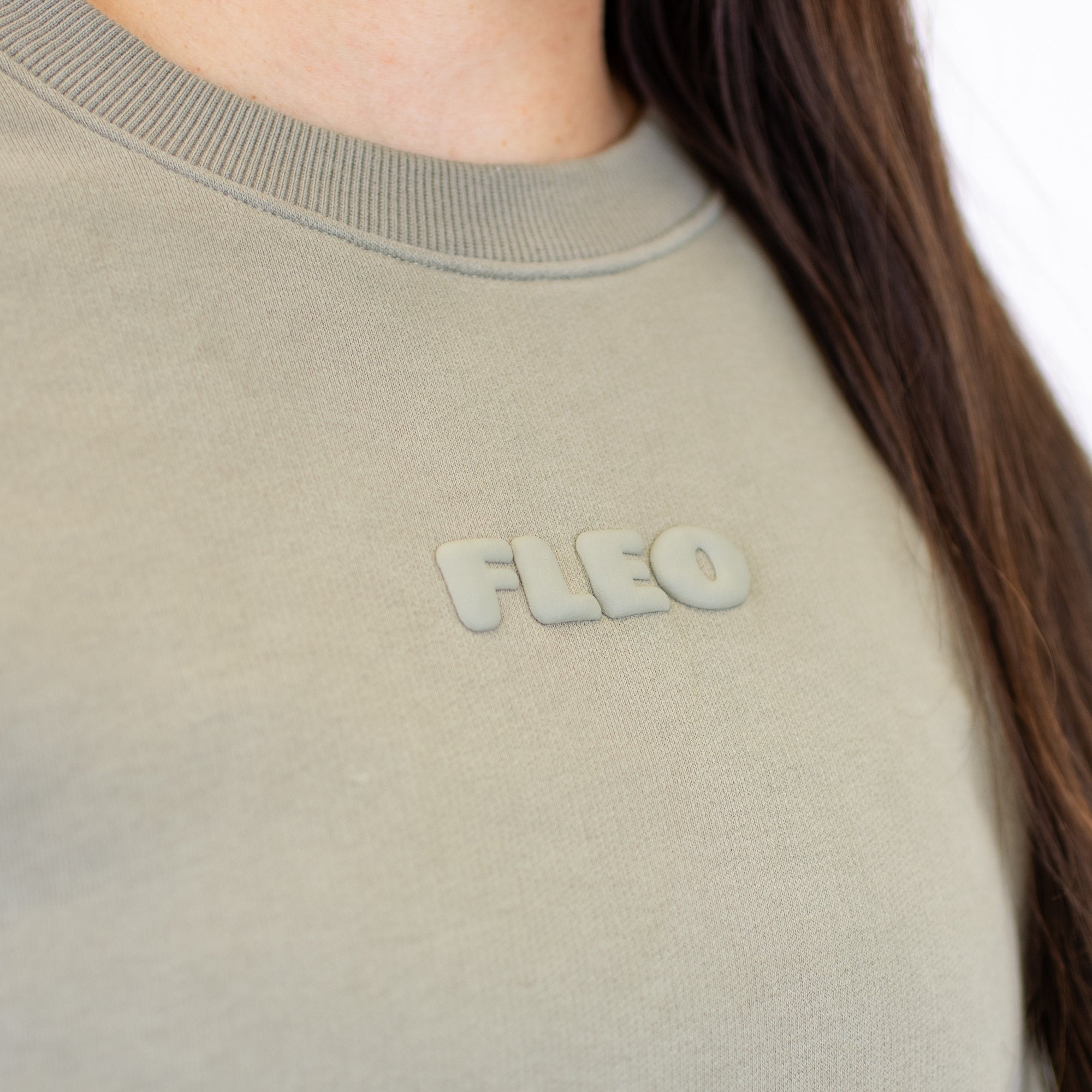 Affinity Crop Crewneck Sweatshirt - Silver Sage -5