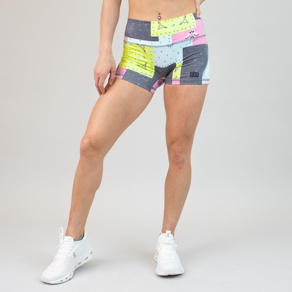 Acid Bandana Mid Rise Contour Training Shorts For Women