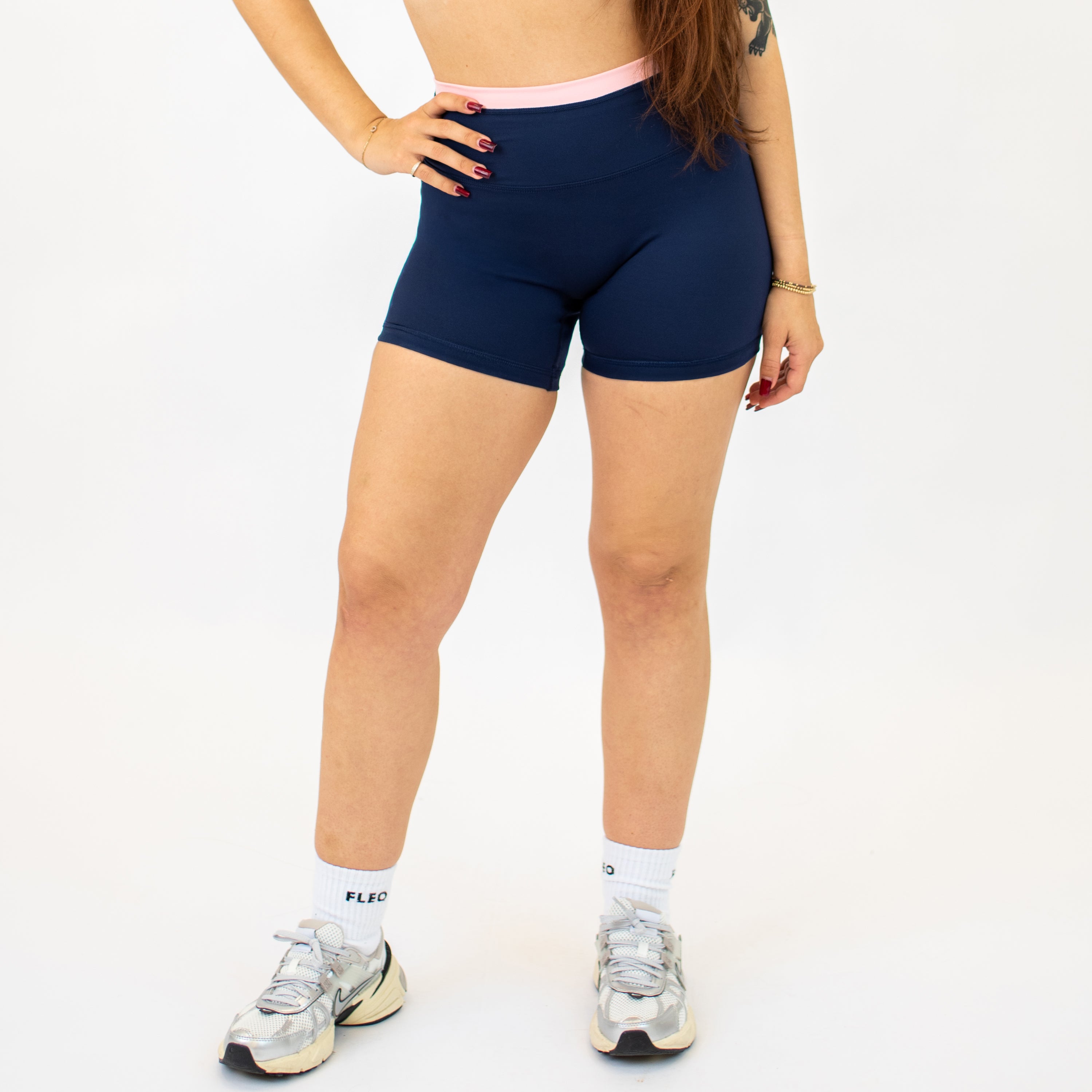 Contrast Core Short 5" - No Front Seam - High Rise